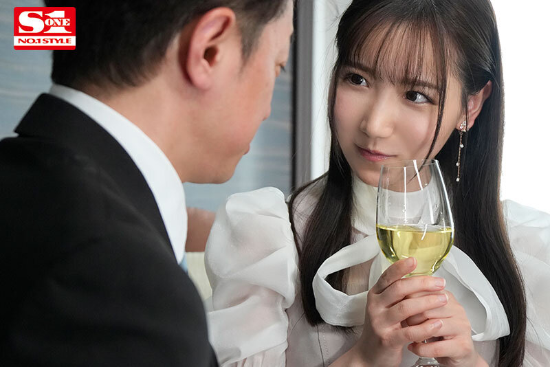 【顔・性格・交尾】 全て最高の愛人とひたすら浮気セックスする最高の金曜日。 三田真鈴 画像4